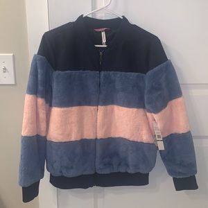 Women’s Faux Fur coat